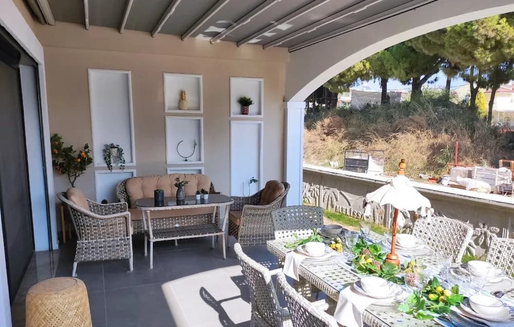 Konaklama yerinin ön cephesi