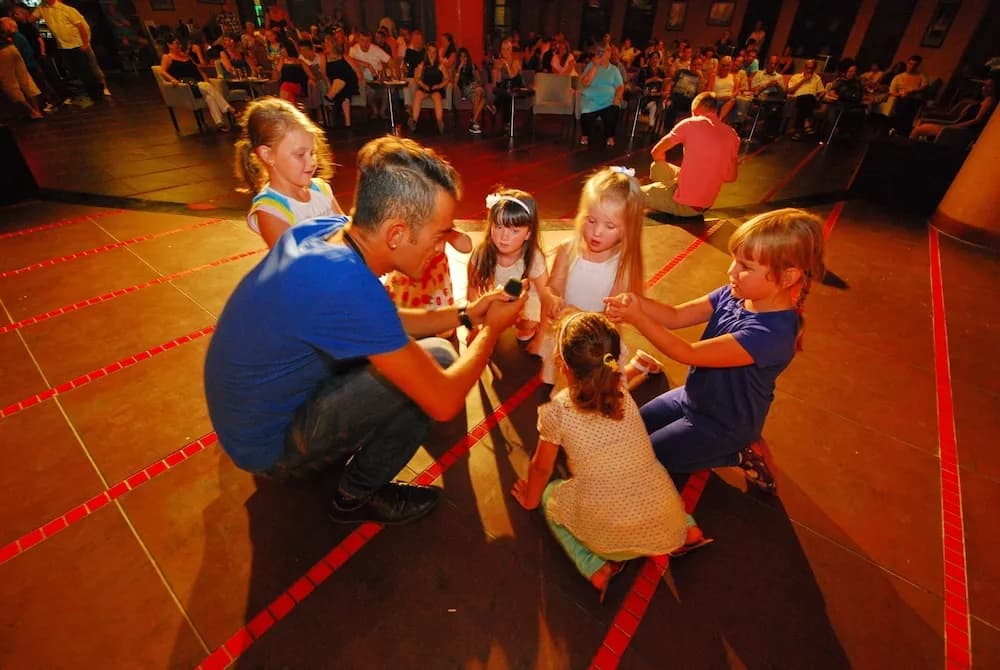 Çocuklar için oyun alanı - iç mekân