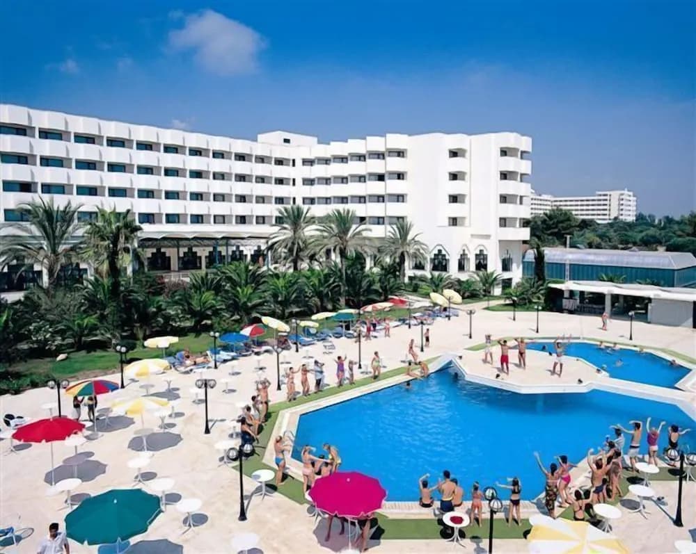 Sural Saray Hotel
