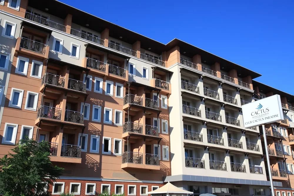 Konaklama yerinin ön cephesi