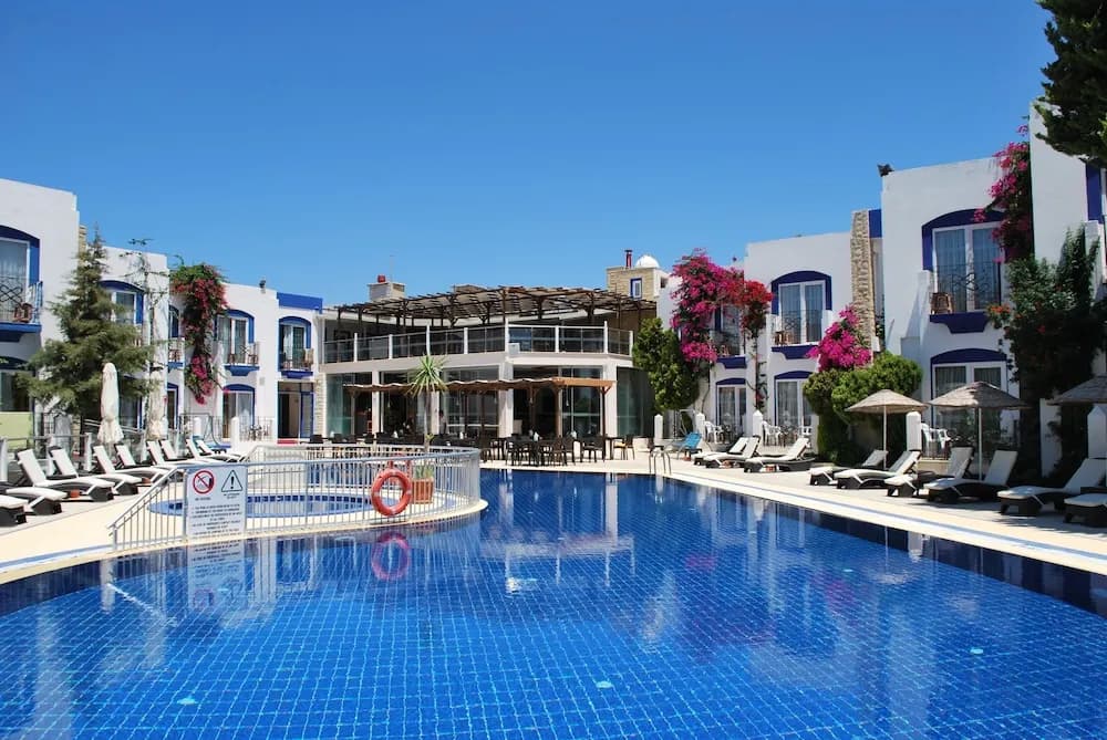 Serpina Hotel - Yetişkin Oteli