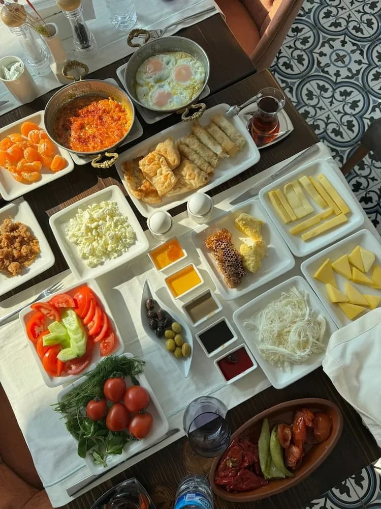 Açık büfe kahvaltı