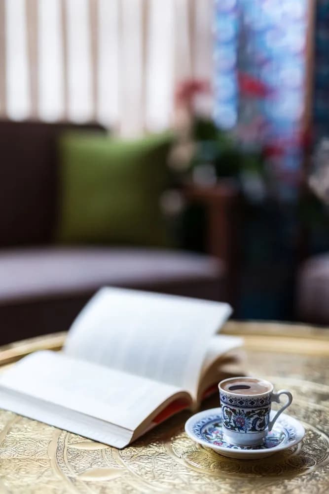 Lobi dinlenme salonu