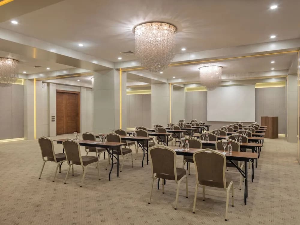 Toplantı salonu/imkânları