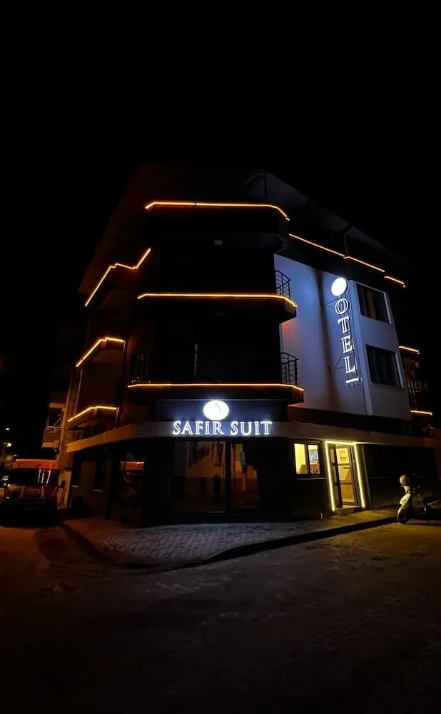 Safir Suit Otel