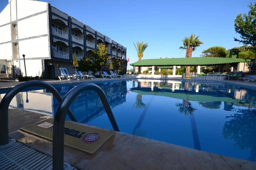 Cunda Basel Hotel
