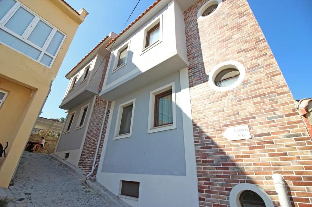 Tenedion Otel