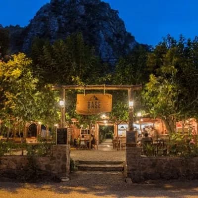 Base Bungalow Olympos