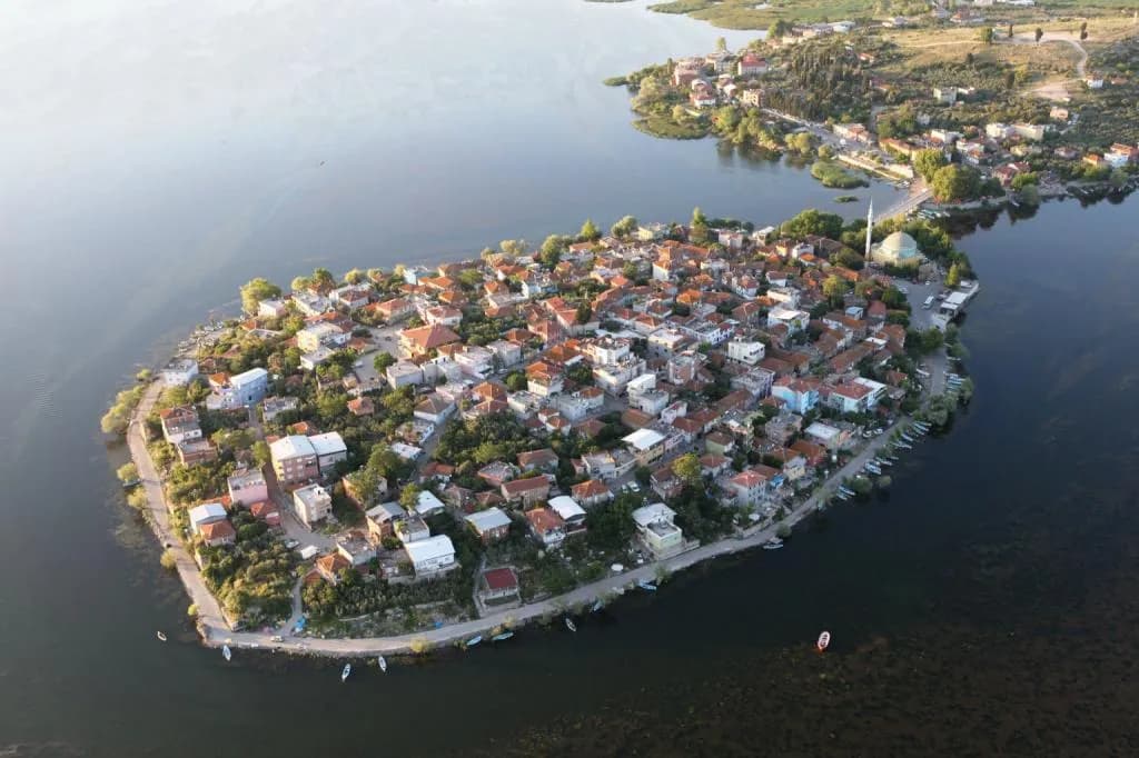Faikbey Konağı Gölyazı