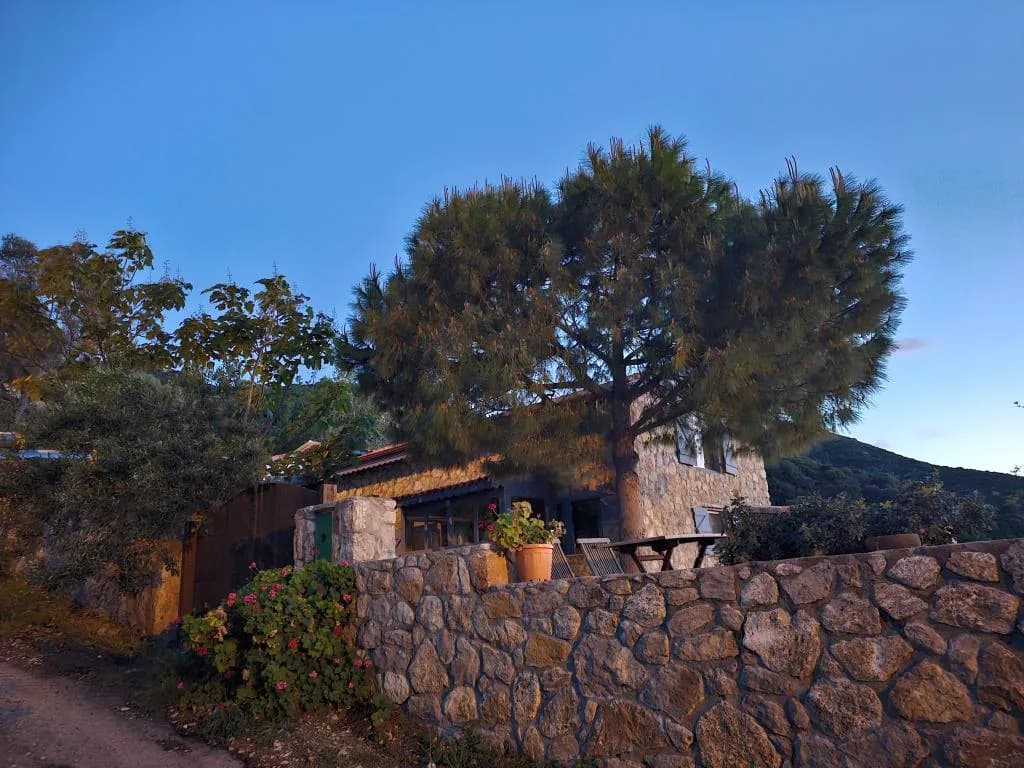 Tepeboz Stone House Karaburun