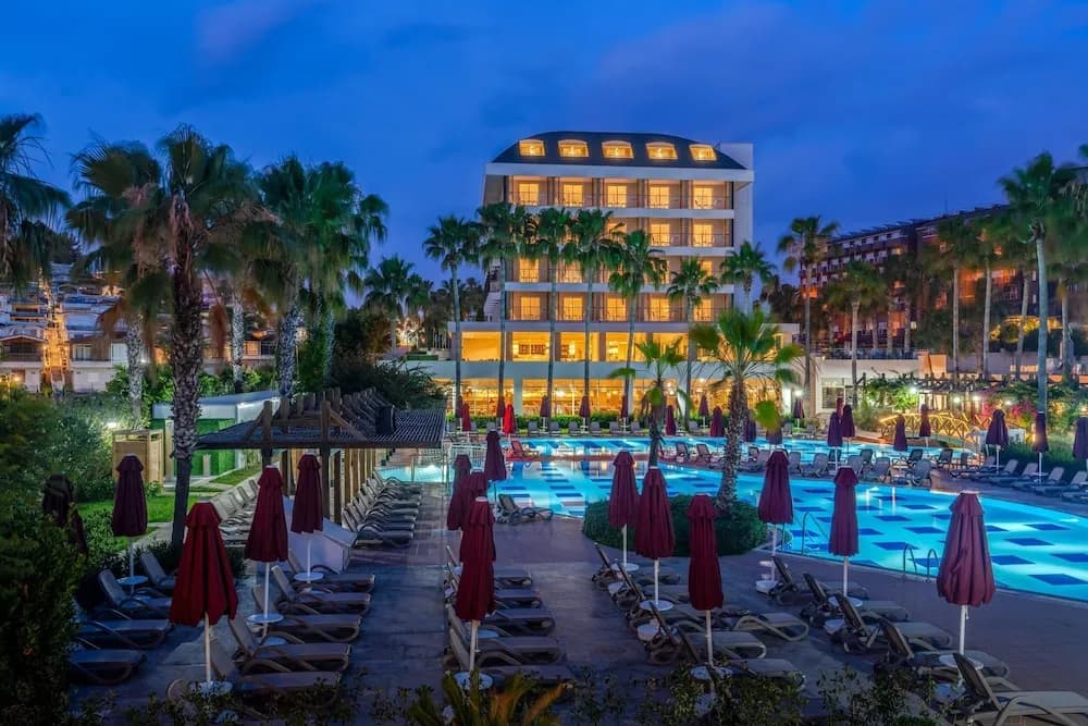 Trendy Palm Beach (Yalnızca Yetişkin, 16+)