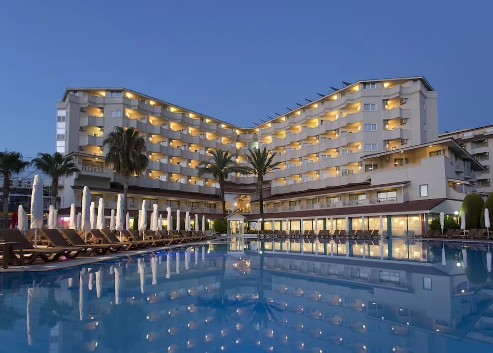 Febeach Hotel - Her Şey Dâhil