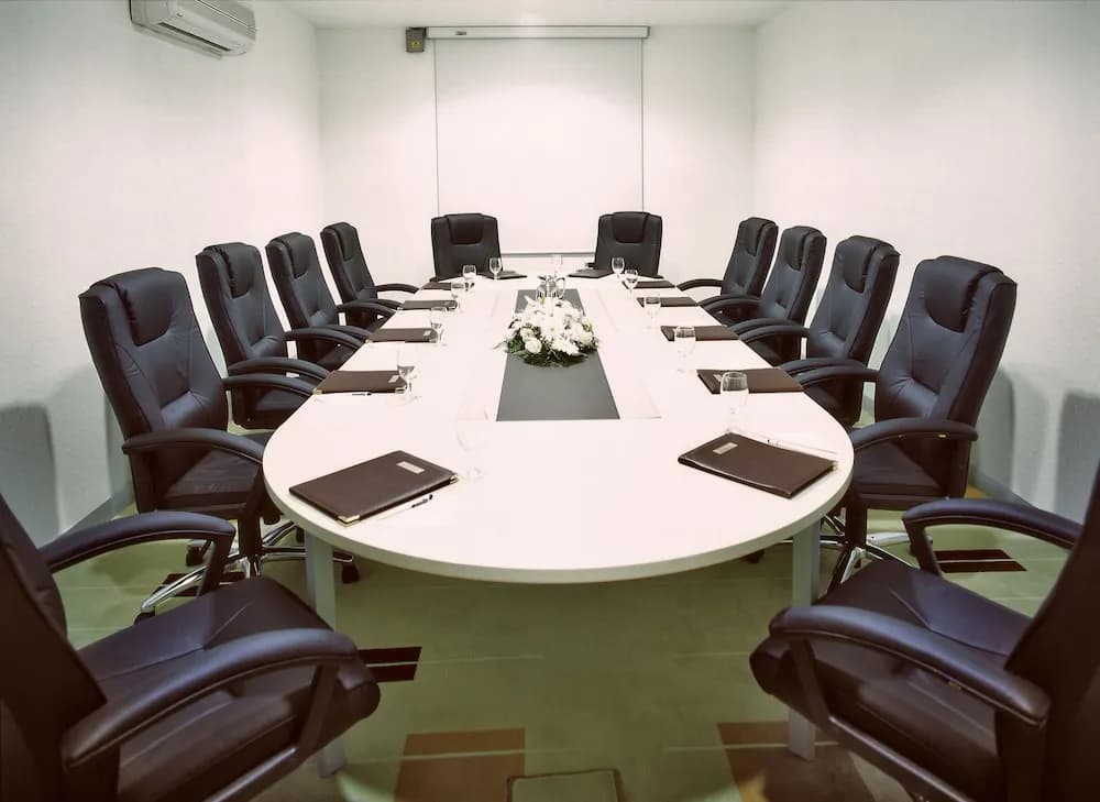 Toplantı salonu/imkânları