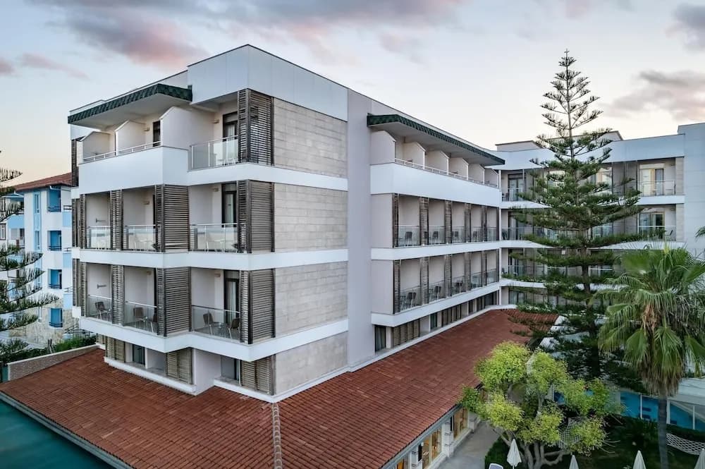 Trendy Side Beach (Adults Only, 16+)