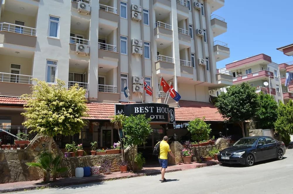 Best House Hotel
