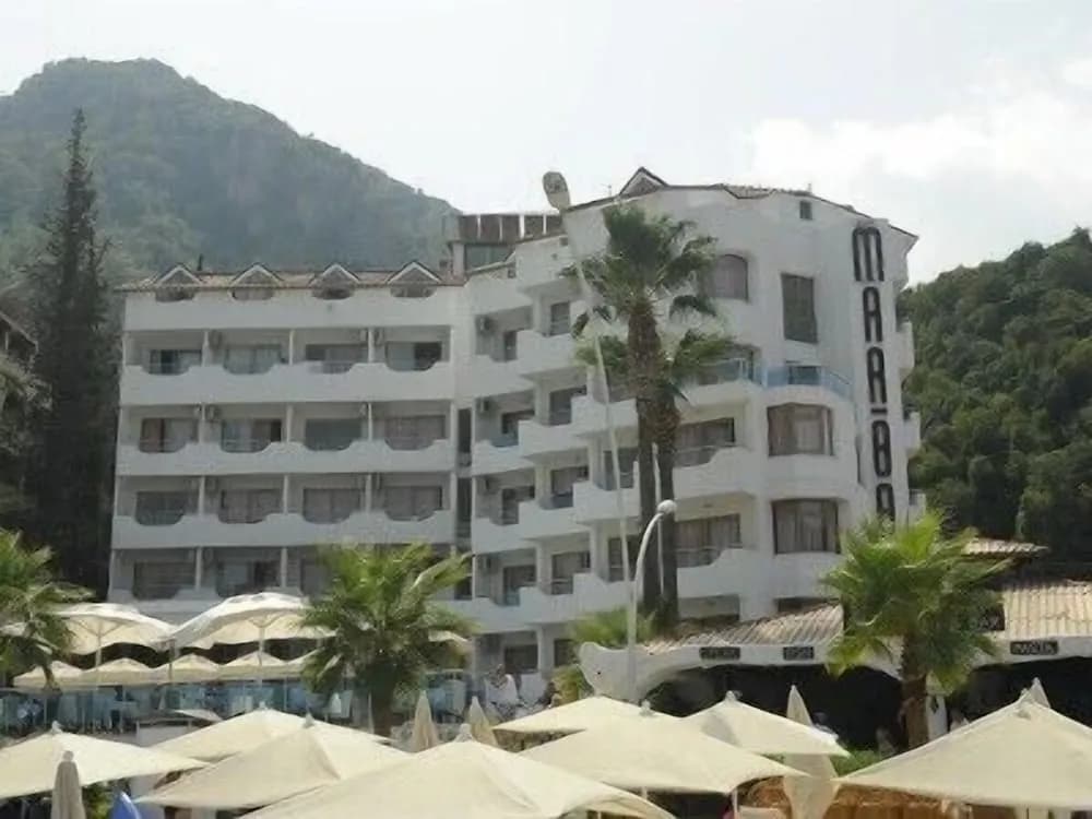 Mar-Bas Hotel