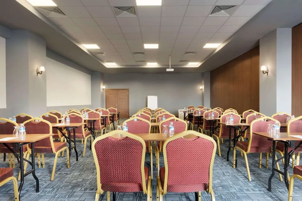 Toplantı salonu/imkânları