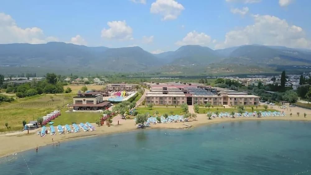 Jura Hotels Altınoluk Thermal