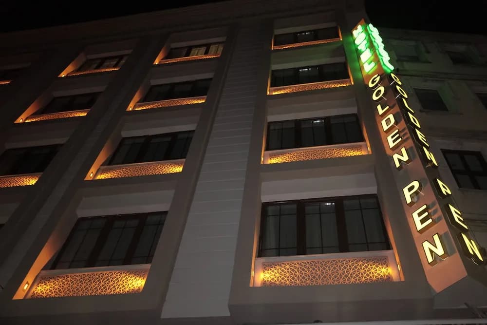 Golden Pen Hotel