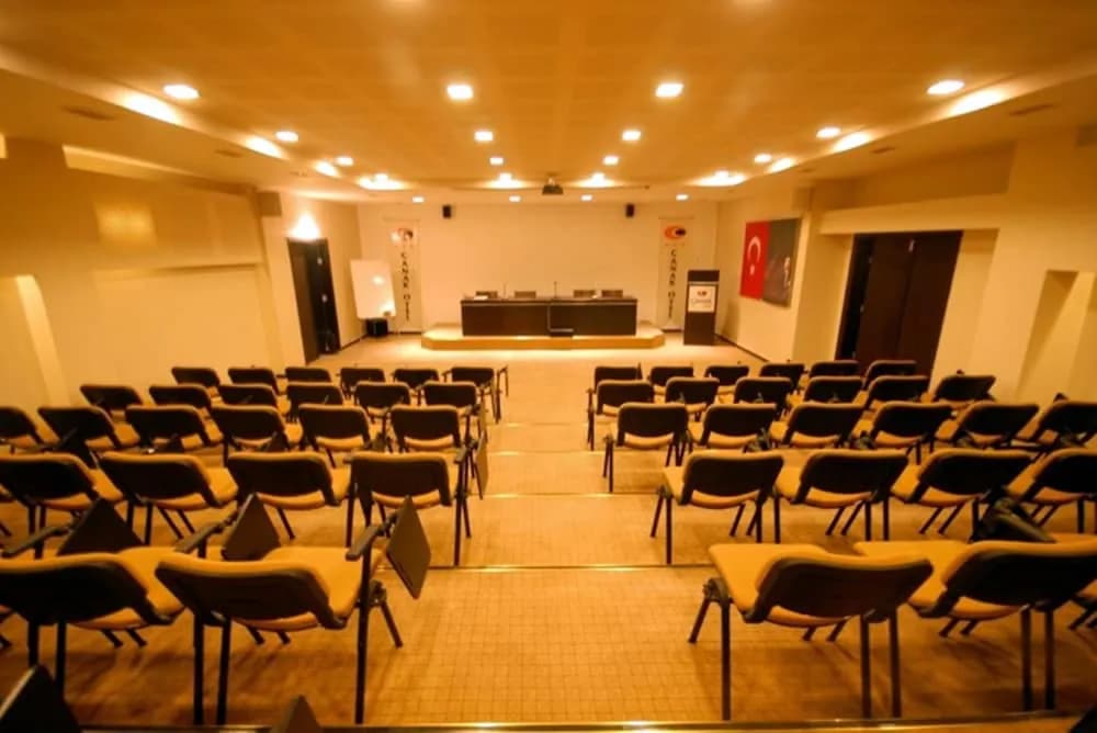 Toplantı salonu/imkânları