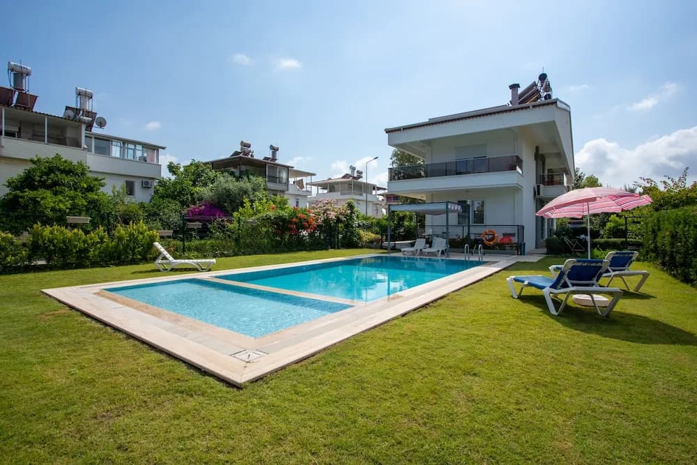 EV Apartments