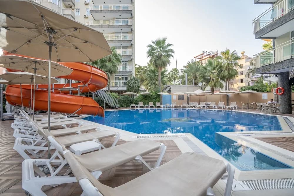Carmen Suite Hotel