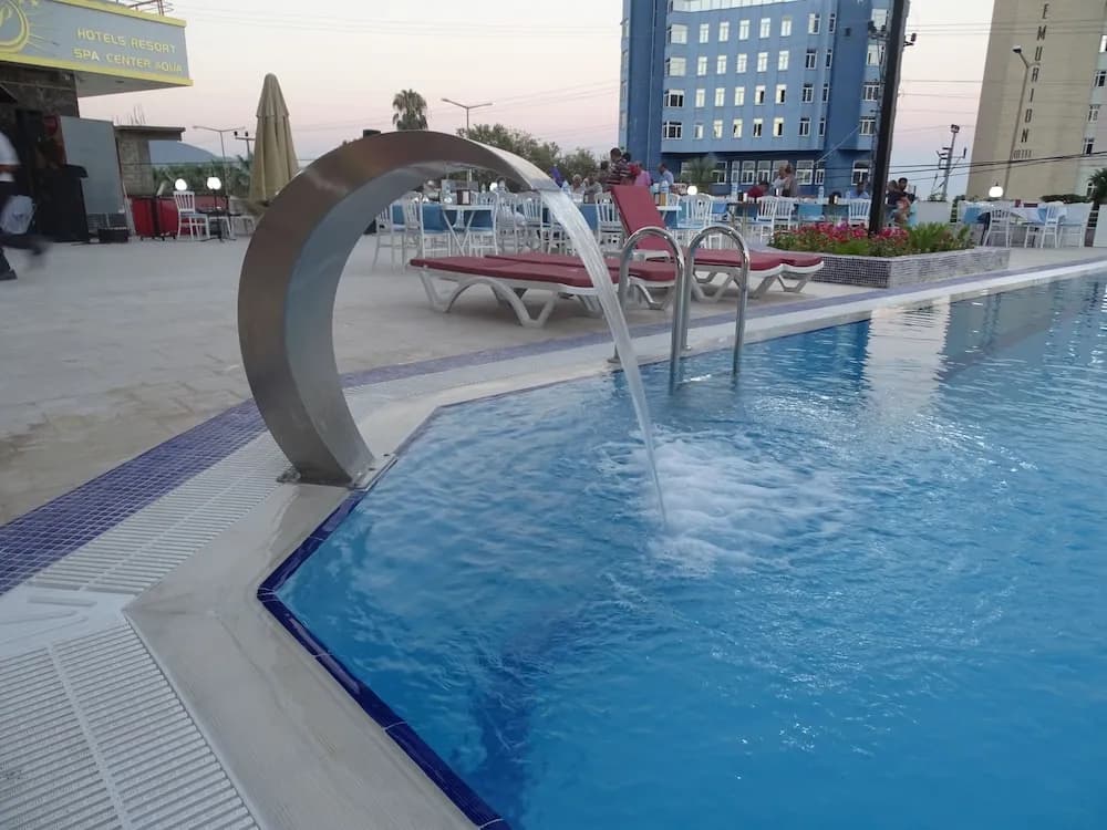 Havuz şelale