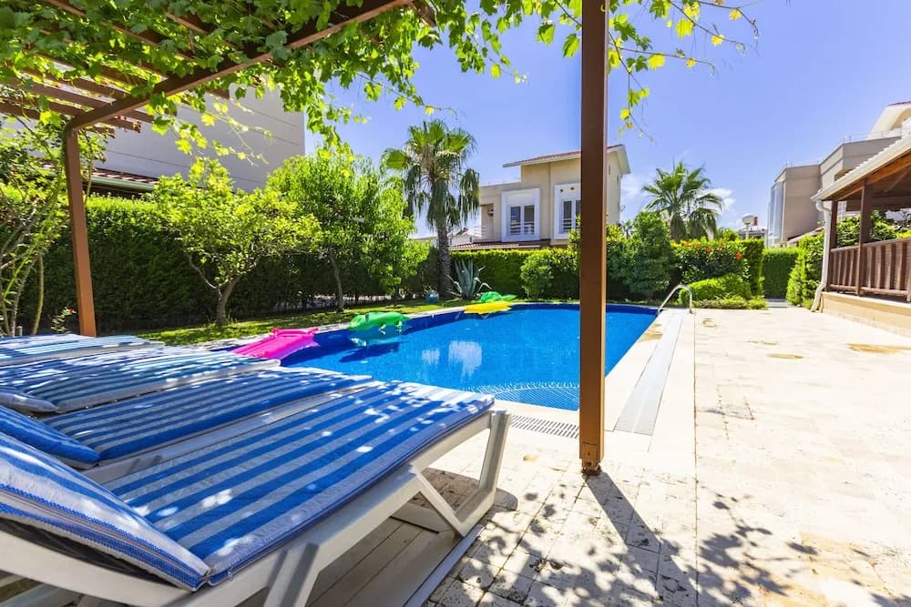 Konaklama yerinin ön cephesi