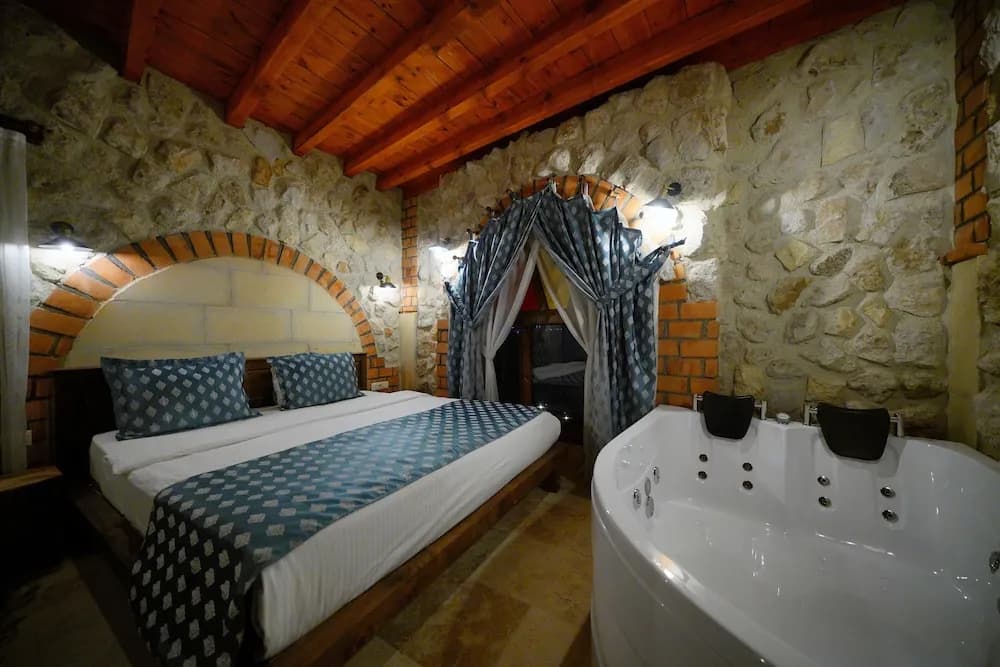Cappadocia Nar Cave House ve Yüzme Havuzu