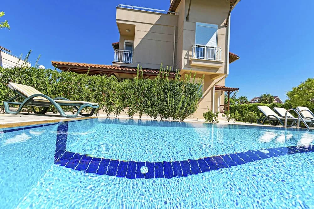 Konaklama yerinin ön cephesi