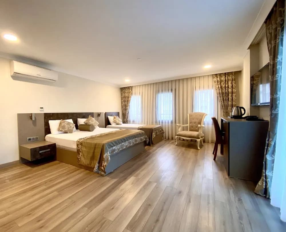 Caykent Suites Deluxe Hotel