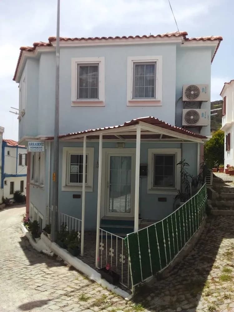 ArkaDeniz Konukevi Bozcaada