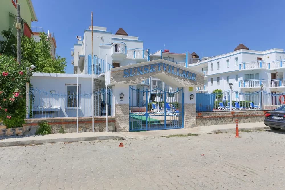 Sunset Village Apart Otel