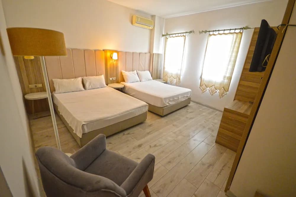 The Hotel 48