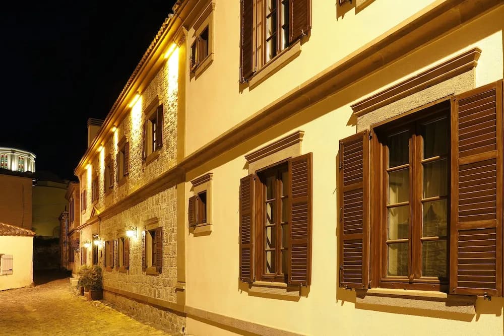 Konaklama yerinin ön cephesi