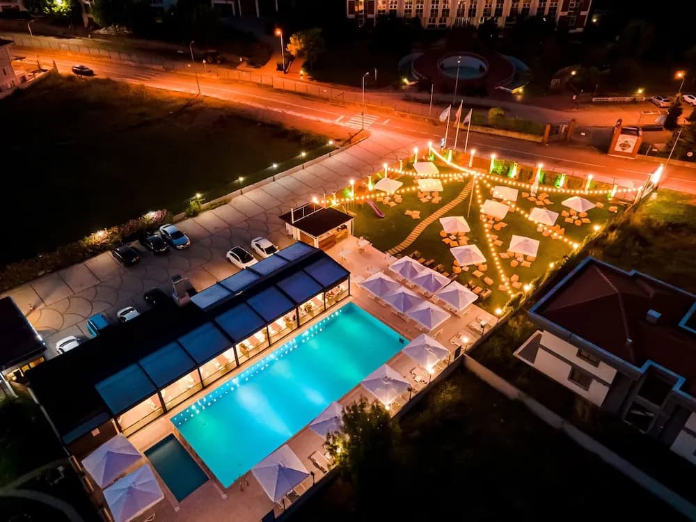 Uçar Royal Otel ve Konferans Salonu