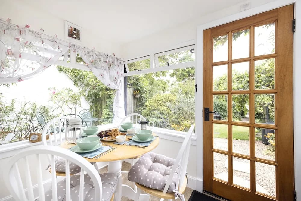 JOIVY The Nest- Cosy Holiday Cottage