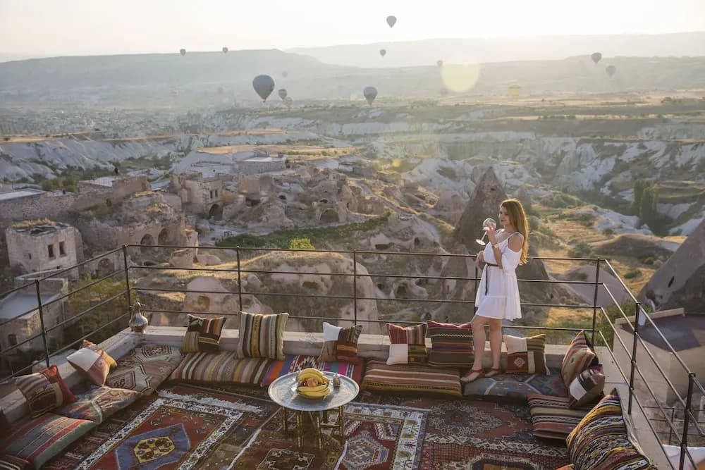 Helike Cave Suites