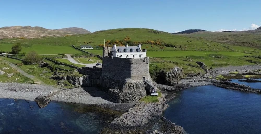 Mingary Castle - Restaurant with Rooms