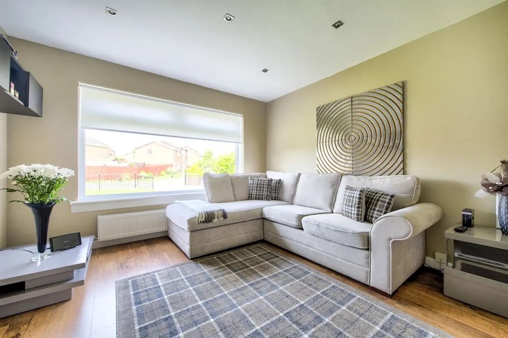 No.17 Serviced Apartment