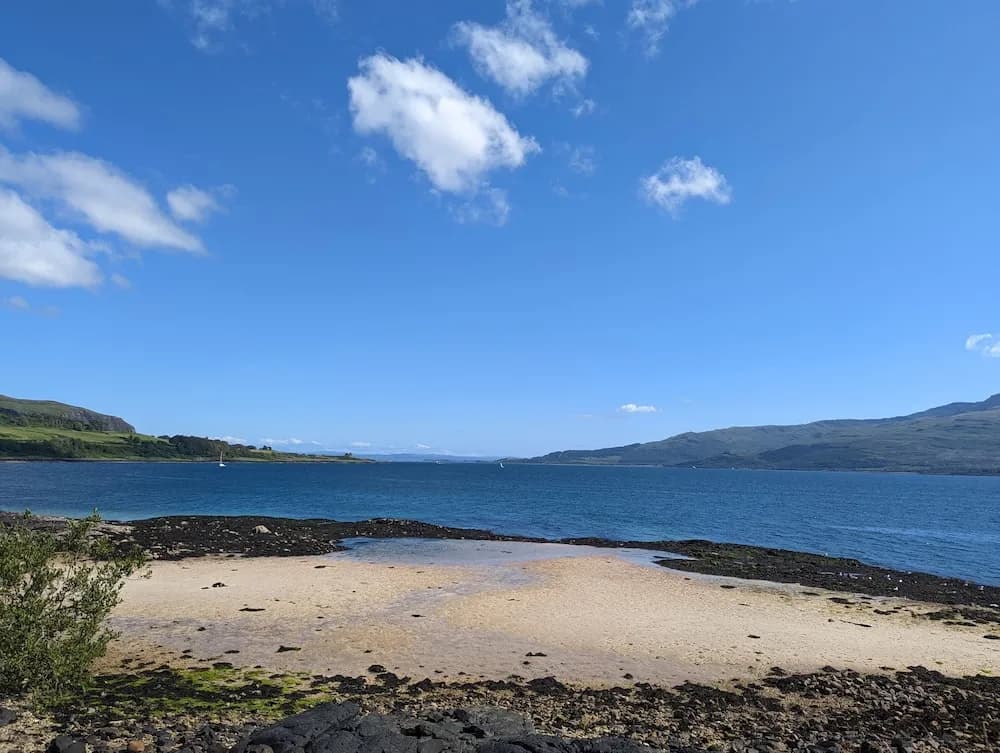 Lochaline Hotel