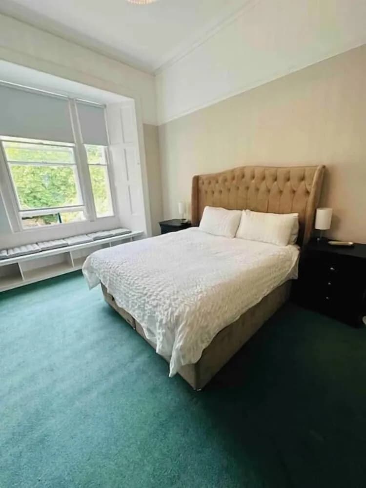 Burnock Lodge - Donnini Apartments