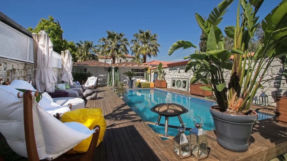 The Six Alaçatı Hotel