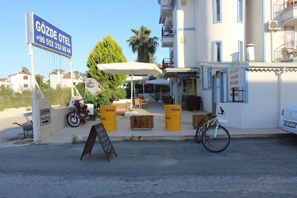 Konaklama yerinin ön cephesi