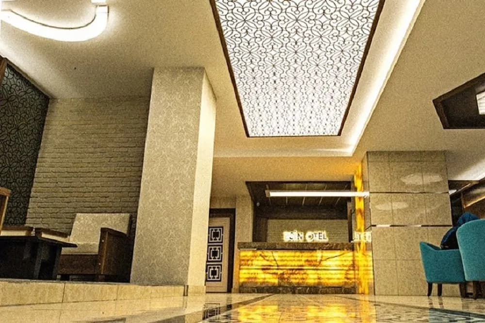 Esin Hotel