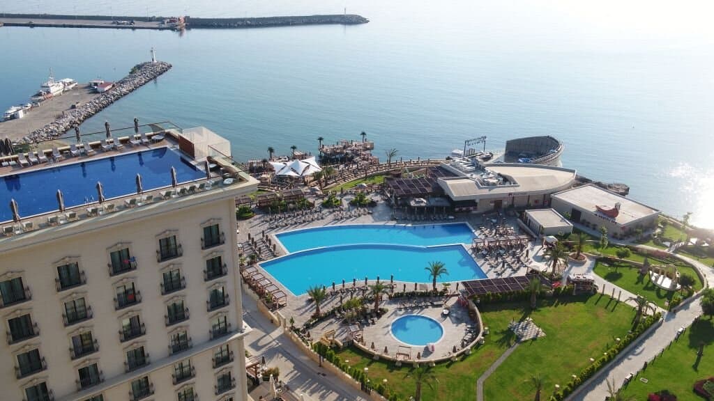 Lord's Palace Hotel & Spa