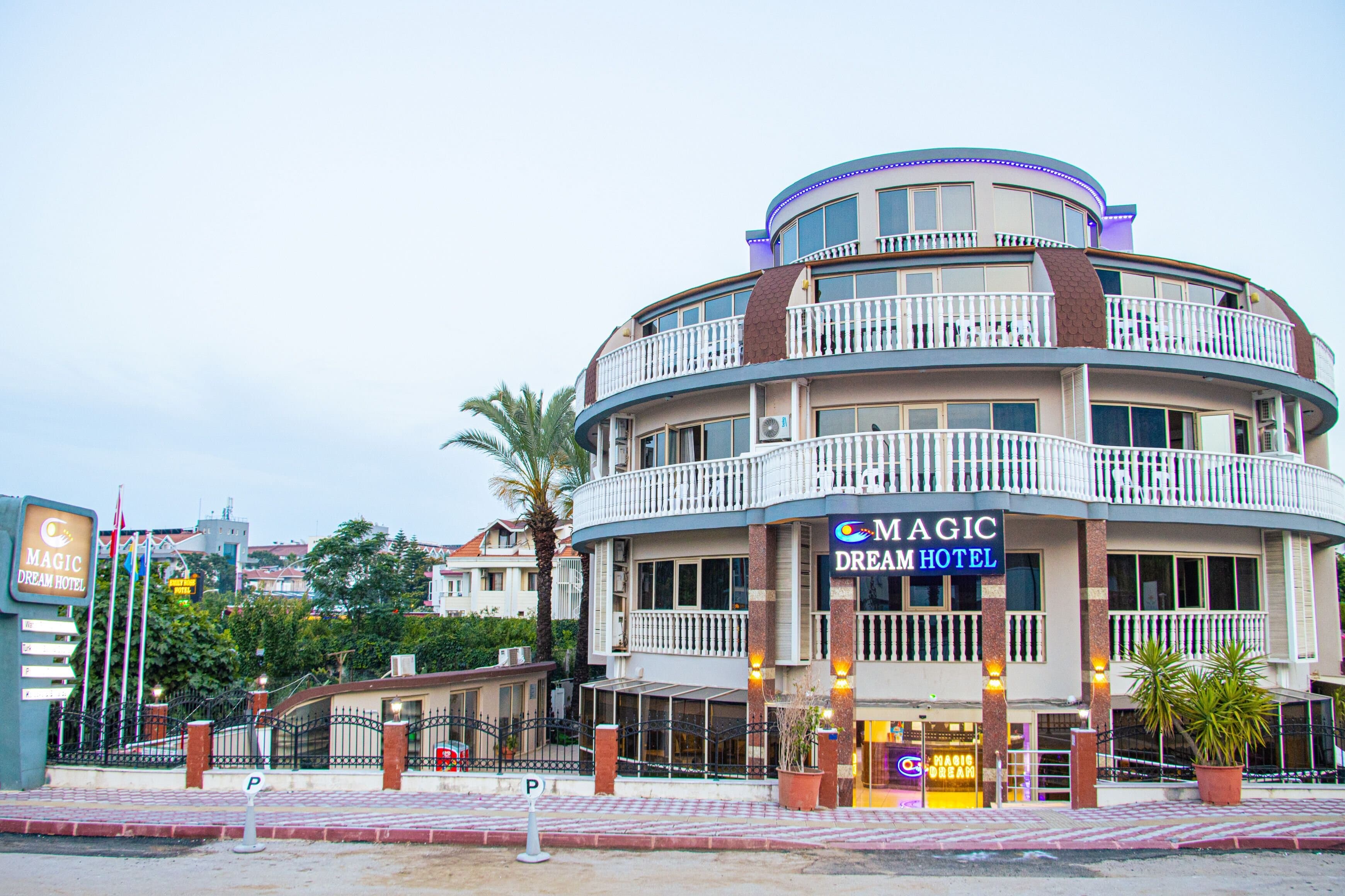 RK Magic Dream Hotel