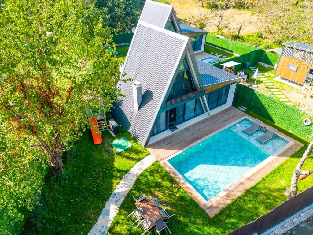 Bungarella Deluxe Bungalows