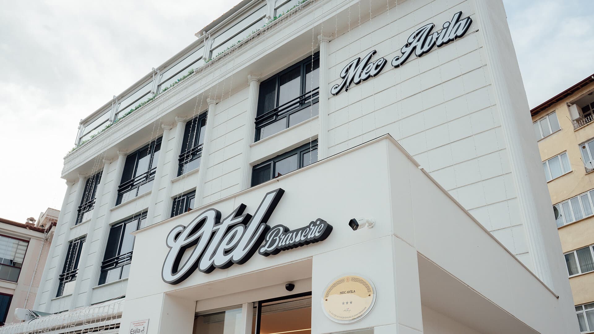 Mec Avila Otel