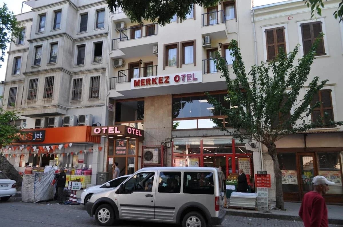 Merkez Otel Konak